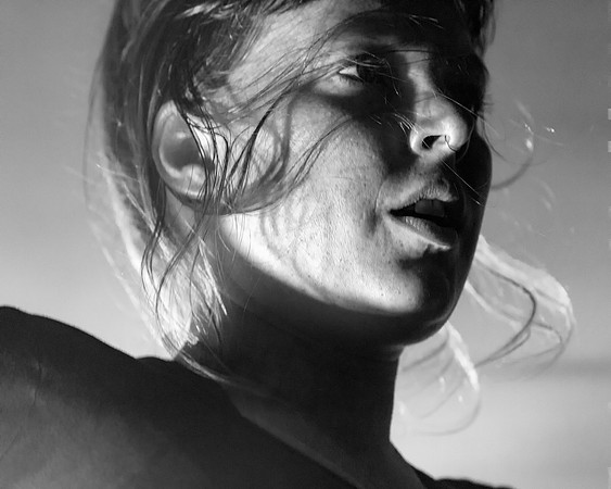 Amelia Meath BW-Sylvan Esso